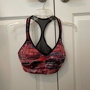 Lululemon sports bra